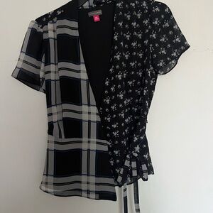 Vince Camuto Black and White Patterned Blouse